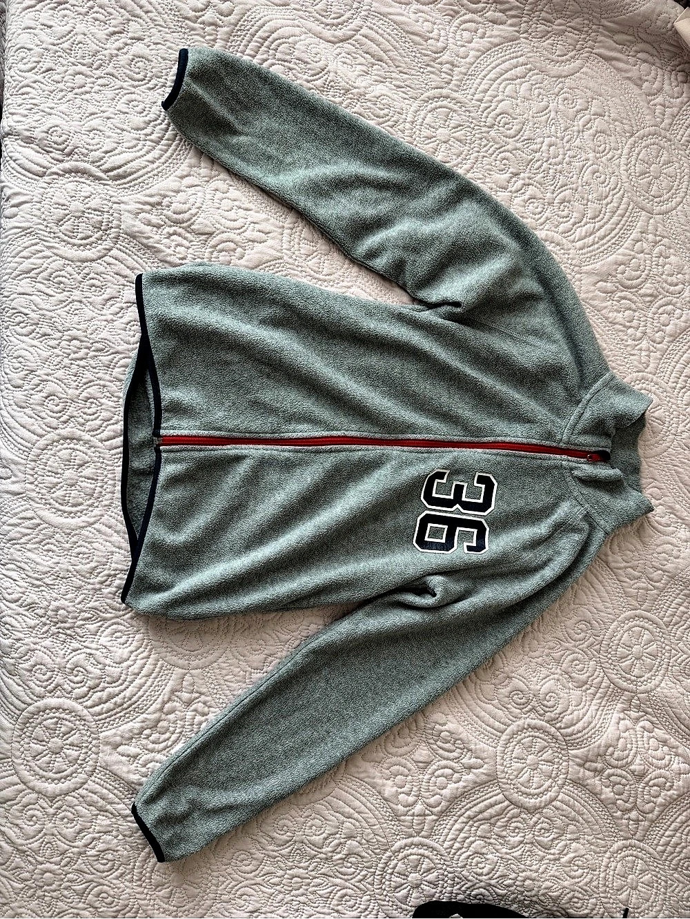 H&M Boys 4T Green Zip Hoodie Like New